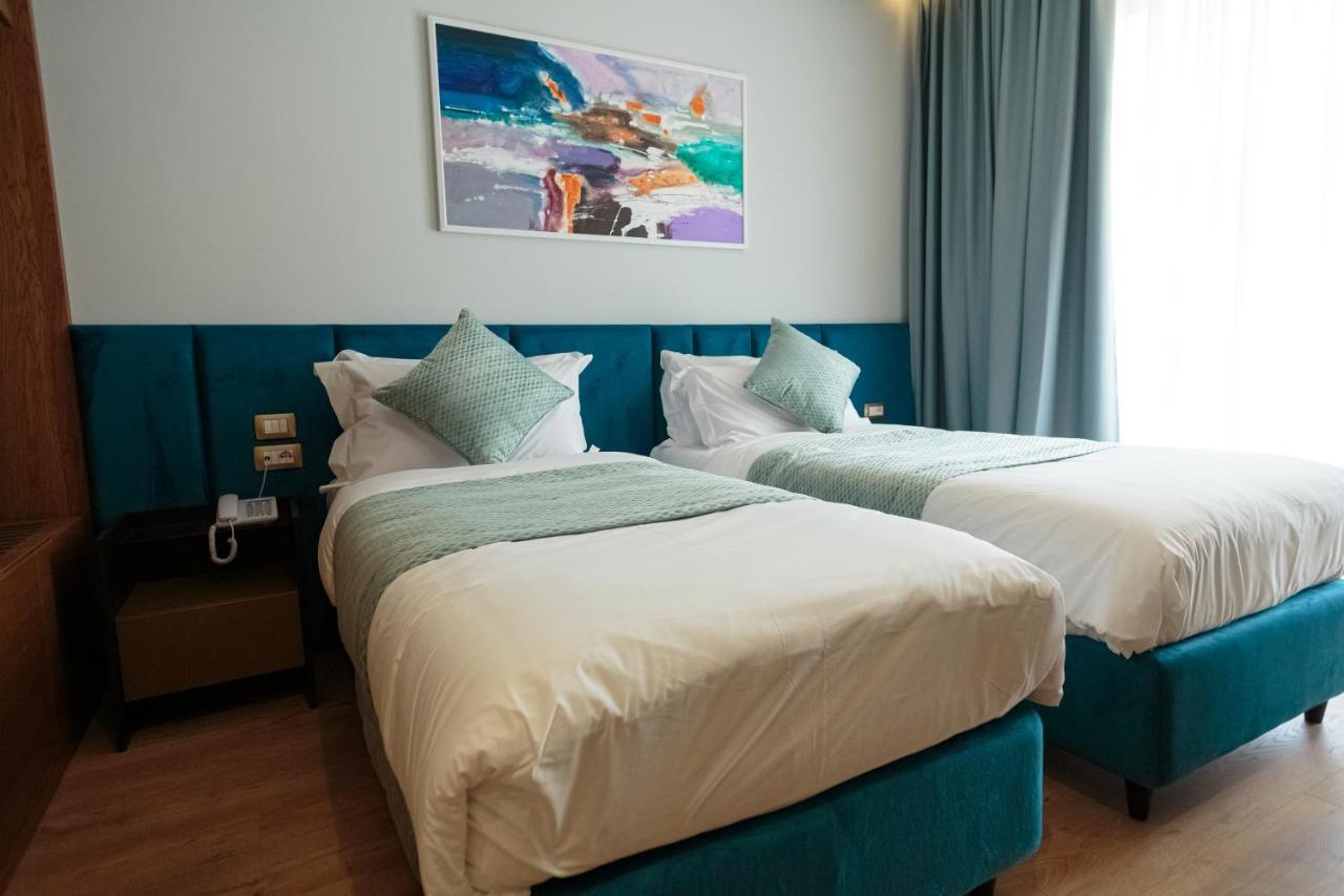 Ames Hotel & Spa Vlorë Εξωτερικό φωτογραφία